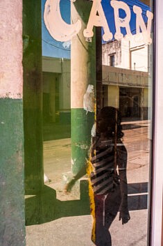 Fragmented Reflections, Cuba © F. Emmanuel Bastien