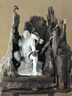 Christel Robertson , Tellurique, 2025, terre cuite, bois , 50 x 57 x 50 cm