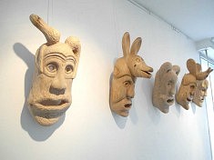 Belleville-Bragança (mai 2016), masques d'Antonio Fernandes (Ph. Loïs Pommier)