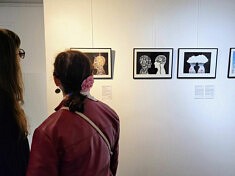 Vue de l'exposition, œuvres de Michalina Malolepsza (photo Loïs Pommier)