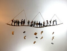 Elli Drouilleau, Entre deux rives, 2026 papier, métal, bambou, 25 x 85 cm