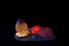Brain storming / série Daimonologisme / sculptures lumineuses / porcelaine émaillée, leds / depuis 2021