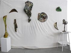 "Relief 1401" - polyptique - Huile sur objets (dimensions variables) 2014