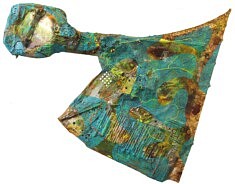 "Relief 1904c" Huile sur objets et pétales de rose (90x115x20) 2019