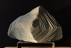 Vortex - Granite – 30 x 47 x 17 cm