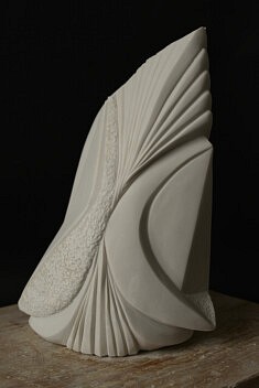 « Délivrance » – Marbre de Carrare – 50 x 38 x 21 cm 