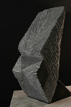 « Fusion » – Granite de Suède – 50 x19 x 16 cm 