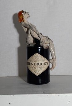 HENDRICK'S- série de Vénus en Bouteille,  2019, ceramique raku, h 30cm