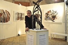 Intallation - Daty - Cathedrale destructurée Intallation - Daty - Cathedrale destructurée