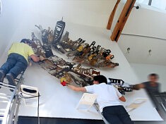 MAnhattan Renaissance Installation with the gallerist - Daty MAnhattan Renaissance Installation with the gallerist - Daty