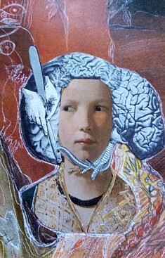 " "Femme au Bistouri" - Collage Technique Mixte ( papier gratté , crayon de couleur , stylo bille ) 15x20
