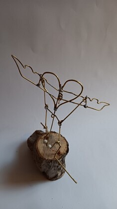 Coeur volant (bois flotté et laiton)