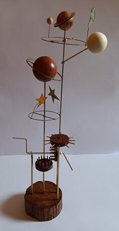 Mécanique Céleste. Bois flotté, bois et laiton Mécanique Céleste. Bois flotté, bois et laiton