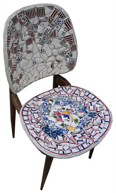 Mosaïque sur chaise