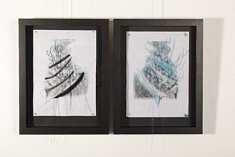  Noir et bleu, diptyque, 2024  Broderie à la machine au piqué libre et à  l'aiguille sur empreinte-monotype, sur papier  Hanshi, fil coton, pièces uniques,   44 x 35 cm chacun, encadré