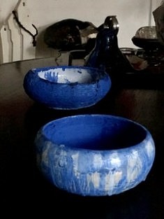 De la série « Céramiques bleues », 2 pièces Émaillées en grès chamotte, 17x7 et 12x7, Paris 2020