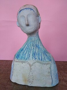 "Femme au long cou" - faïence - hauteur 23 cm